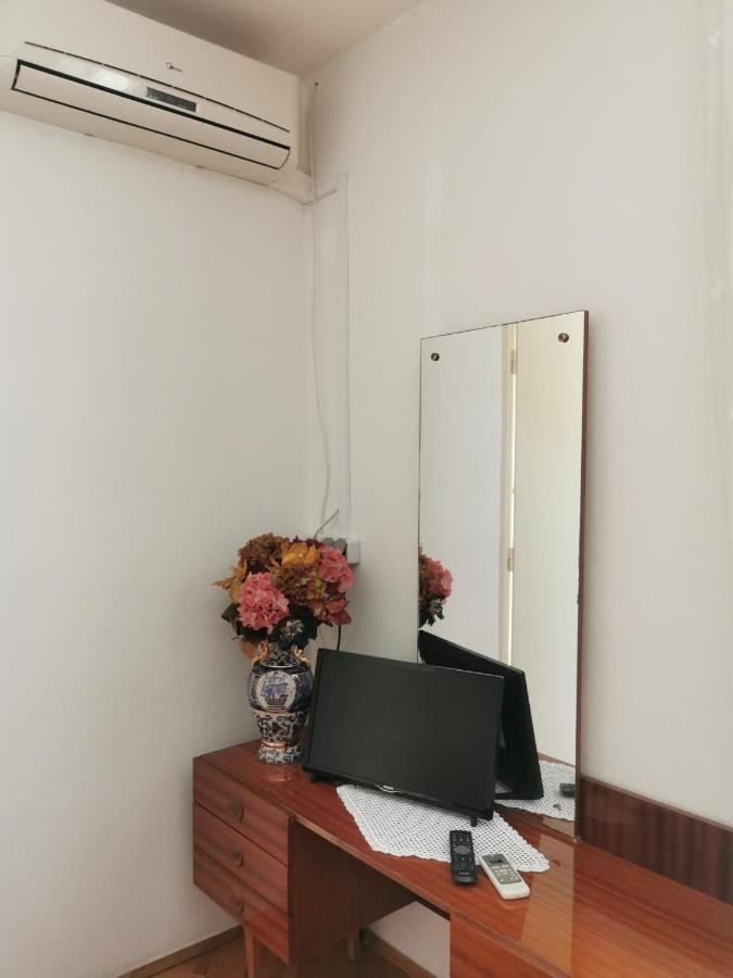 Room Dobrenka Hvar Bagian luar foto