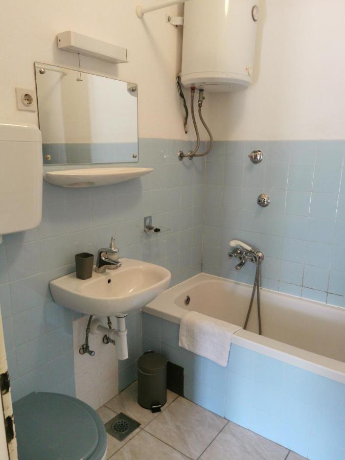 Room Dobrenka Hvar Bagian luar foto