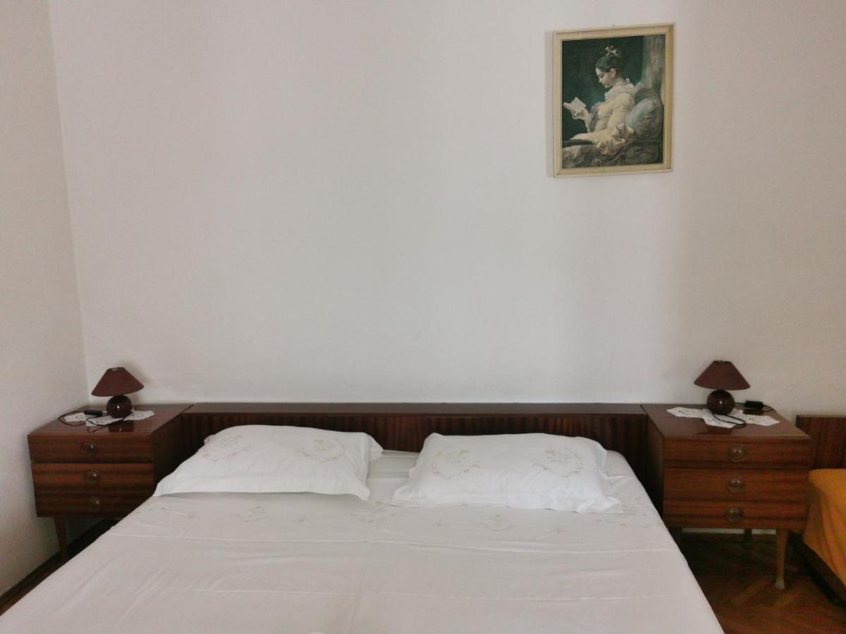 Room Dobrenka Hvar Bagian luar foto